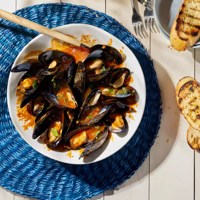 Grilled Mussels with Gochujang Butter